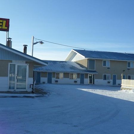 Park Motel Tisdale Exterior photo