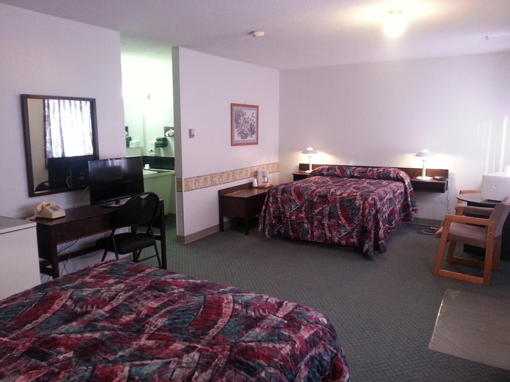 Park Motel Tisdale Room photo